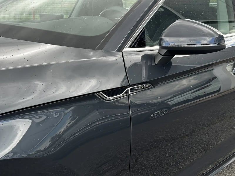 Photo de la voiture AUDI A5 SPORTBACK 35 TFSI 150 S tronic 7