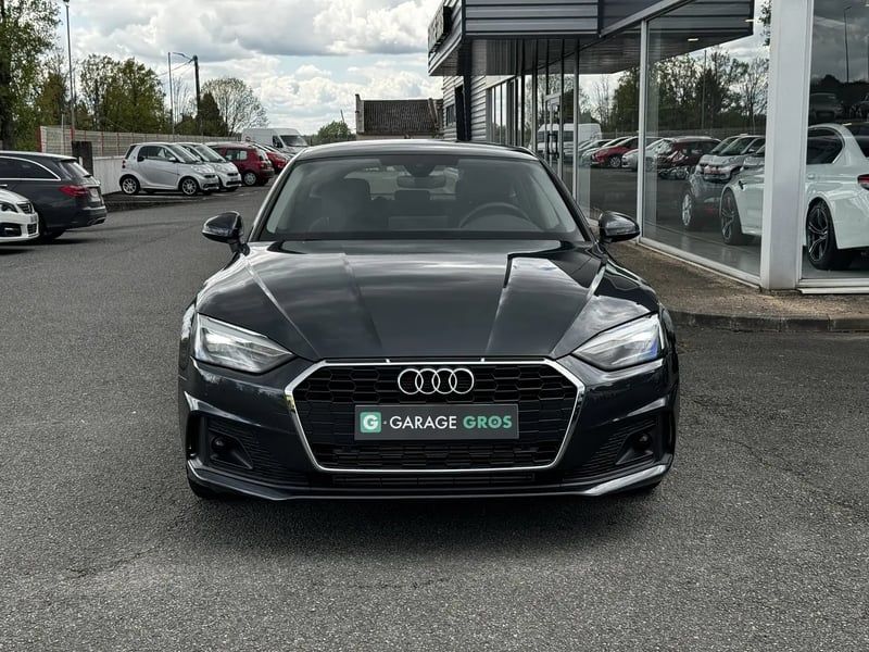 Photo de la voiture AUDI A5 SPORTBACK 35 TFSI 150 S tronic 7