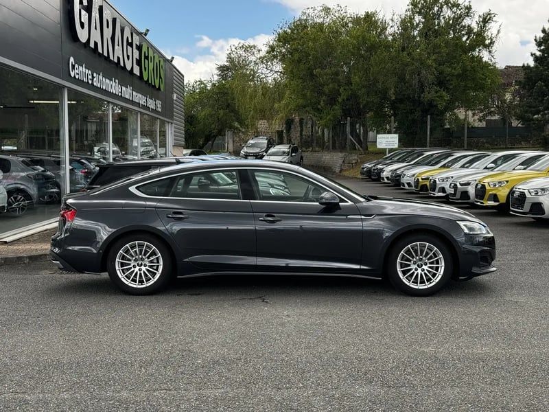 Photo de la voiture AUDI A5 SPORTBACK 35 TFSI 150 S tronic 7