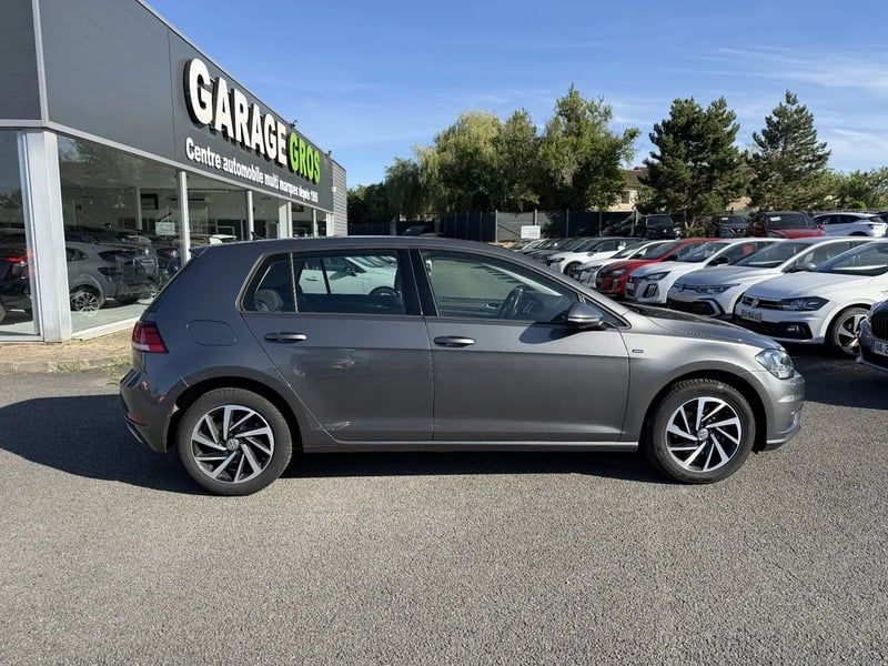Photo de la voiture VOLKSWAGEN GOLF 1.6 TDI 115 BlueMotion Technology FAP Sound