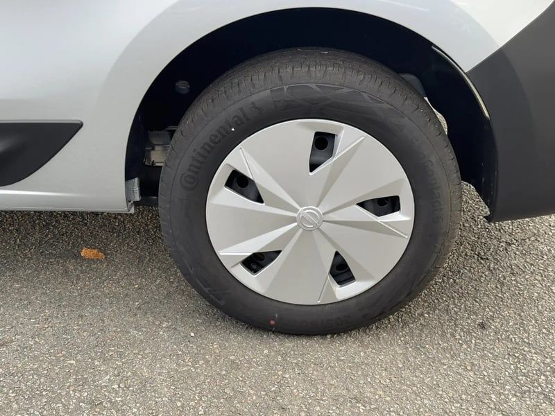 Photo de la voiture NISSAN TOWNSTAR FOURGON ELECTRIQUE EV FOURGON L1 45KWH CHARGEUR 22KW GSR2B ACENTA