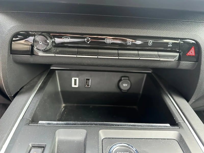 Photo de la voiture CITROEN C5 AIRCROSS BlueHDi 130 S&S EAT8 Feel Pack