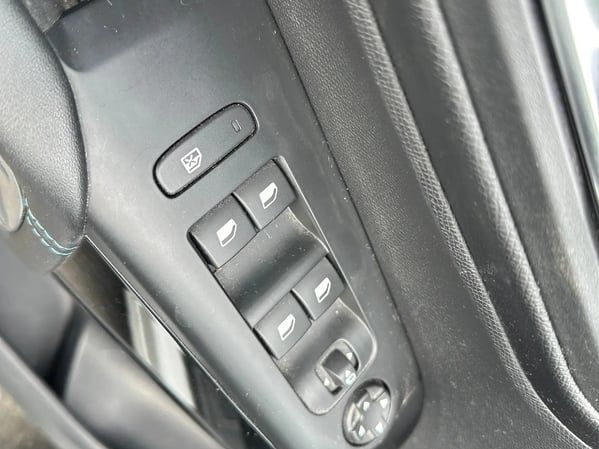 Photo de la voiture CITROEN C5 AIRCROSS BlueHDi 130 S&S EAT8 Feel Pack