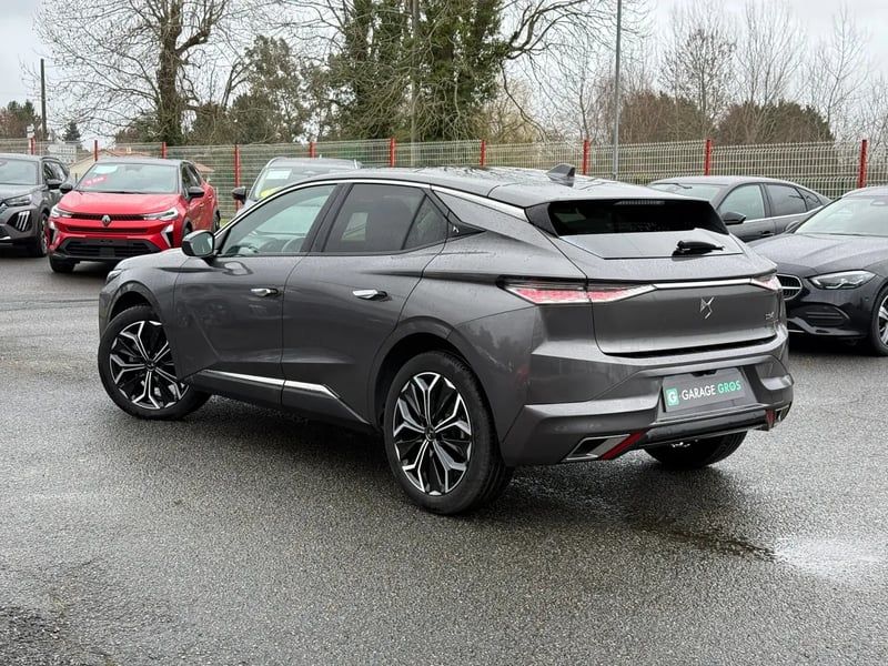 Photo de la voiture DS DS 4 PureTech 130 EAT8 Opera