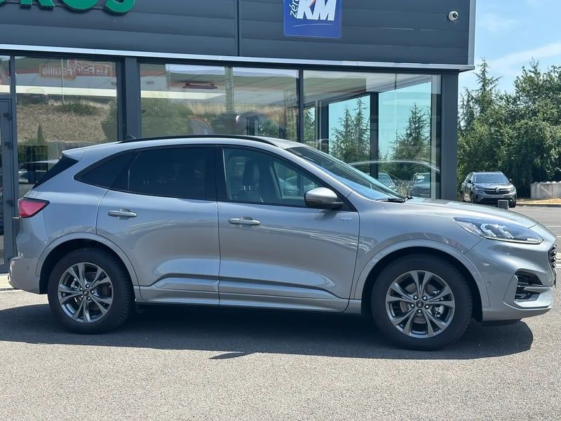 Photo de la voiture FORD KUGA 1.5 TDCi 120 S&S 4x2 Powershift ST-Line