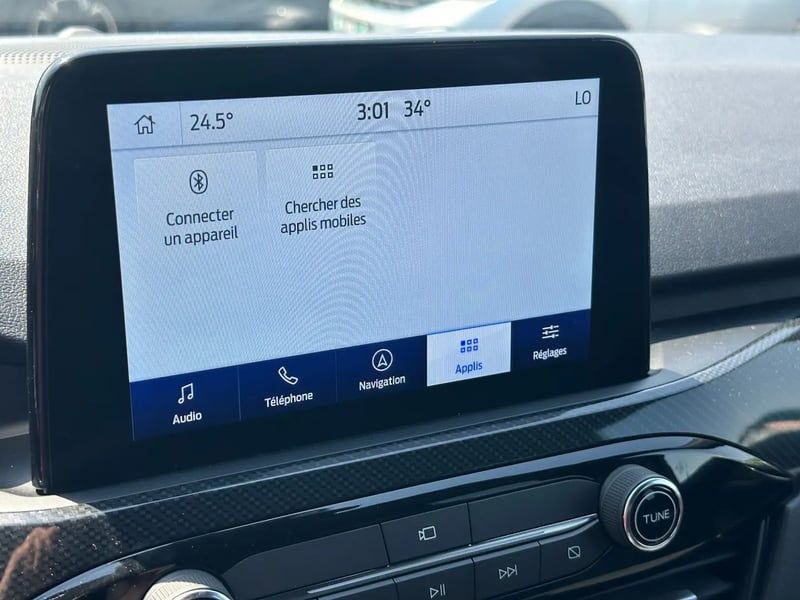 Photo de la voiture FORD KUGA 1.5 TDCi 120 S&S 4x2 Powershift ST-Line