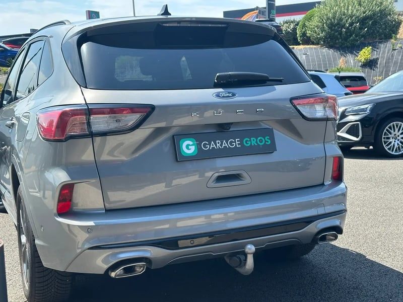 Photo de la voiture FORD KUGA 1.5 TDCi 120 S&S 4x2 Powershift ST-Line