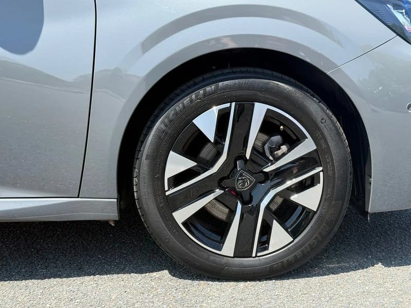 Photo de la voiture PEUGEOT 208 100 S&S BVM6 Allure