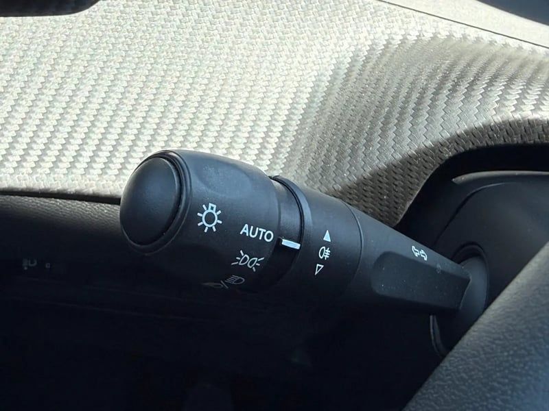 Photo de la voiture PEUGEOT 208 100 S&S BVM6 Allure