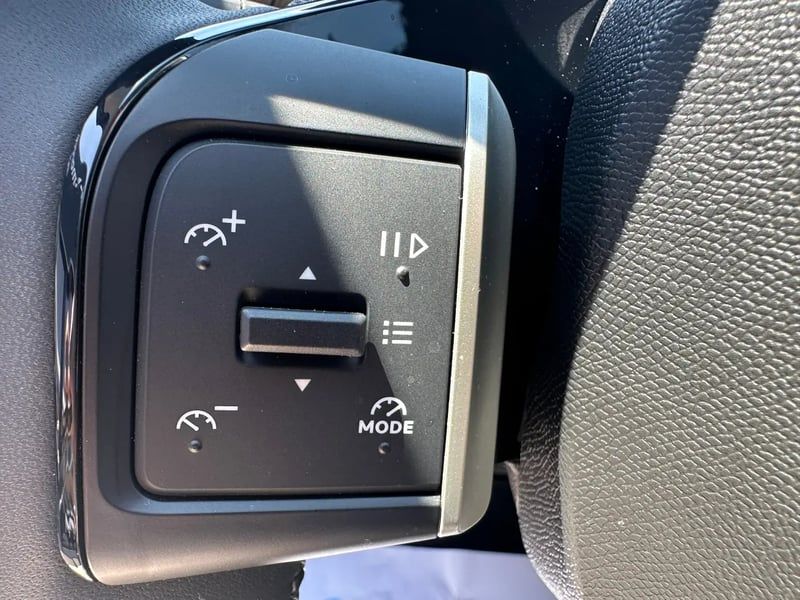 Photo de la voiture CITROEN C3 AIRCROSS Turbo 100 ch Man Plus