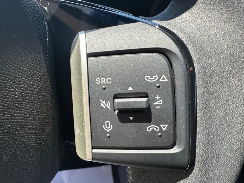 Photo de la voiture CITROEN C3 AIRCROSS Turbo 100 ch Man Plus