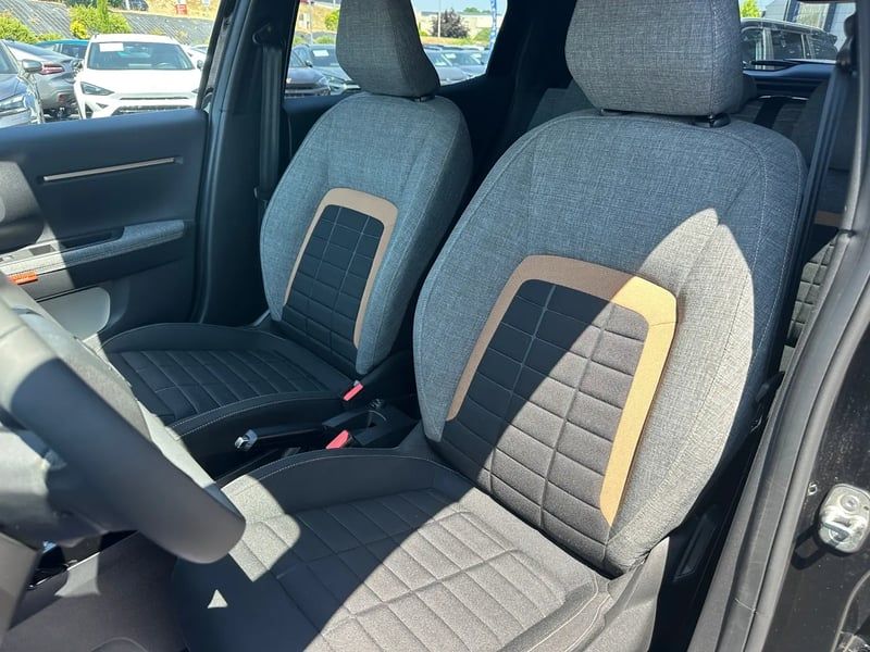 Photo de la voiture CITROEN C3 AIRCROSS Turbo 100 ch Man Plus