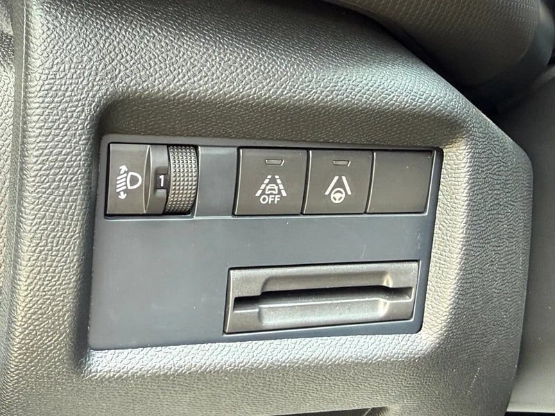 Photo de la voiture CITROEN C5 AIRCROSS Hybride 145 e-DCS6 Max