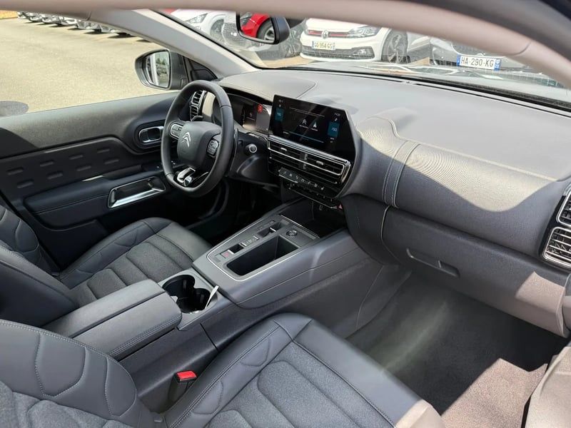 Photo de la voiture CITROEN C5 AIRCROSS Hybride 145 e-DCS6 Max