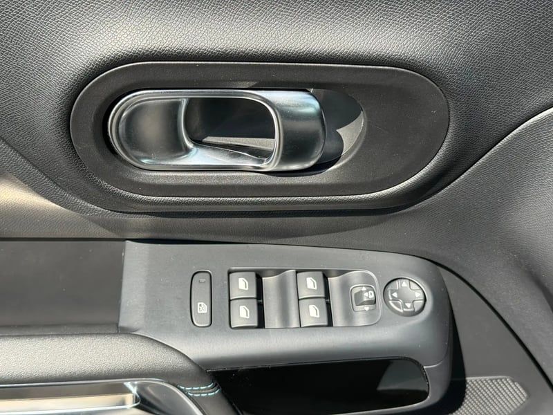 Photo de la voiture CITROEN C5 AIRCROSS Hybride 145 e-DCS6 Max