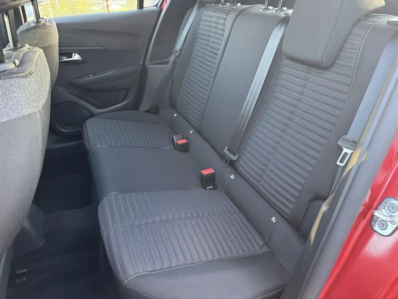 Photo de la voiture PEUGEOT 208 PureTech 75 S&S BVM5 Active