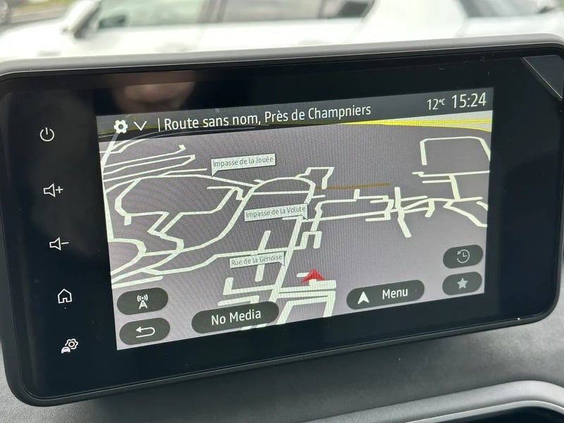 Photo de la voiture DACIA JOGGER Jogger1.6 hybrid 140ch Extreme 5 places NOIR
