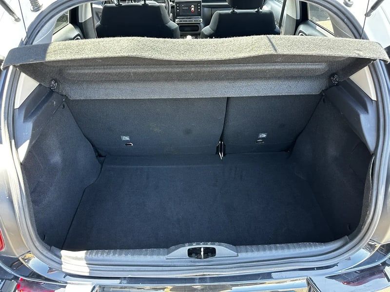 Photo de la voiture CITROEN C3 PureTech 110 S&S Shine