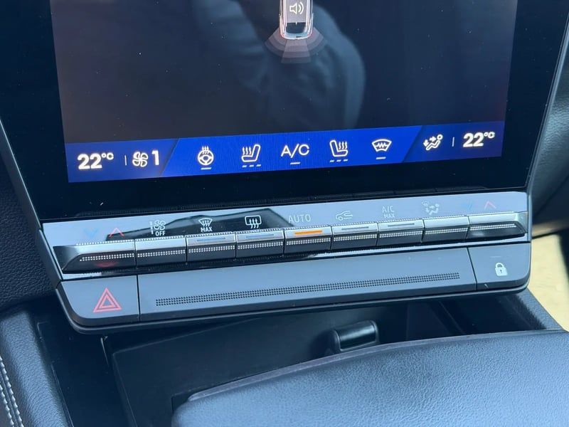 Photo de la voiture RENAULT AUSTRAL mild hybrid 160 auto GSR2 Techno