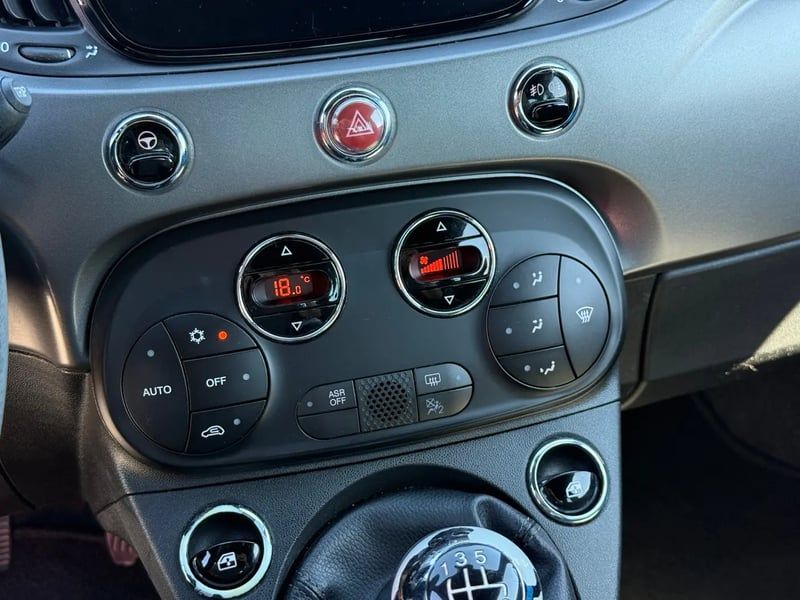 Photo de la voiture FIAT 500 SERIE 6 1.2 69 ch S