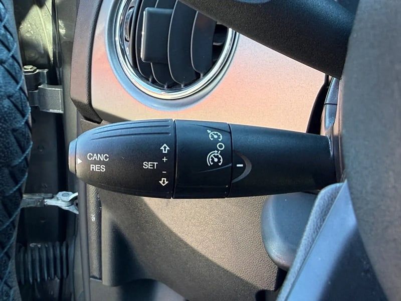 Photo de la voiture FIAT 500 SERIE 6 1.2 69 ch S