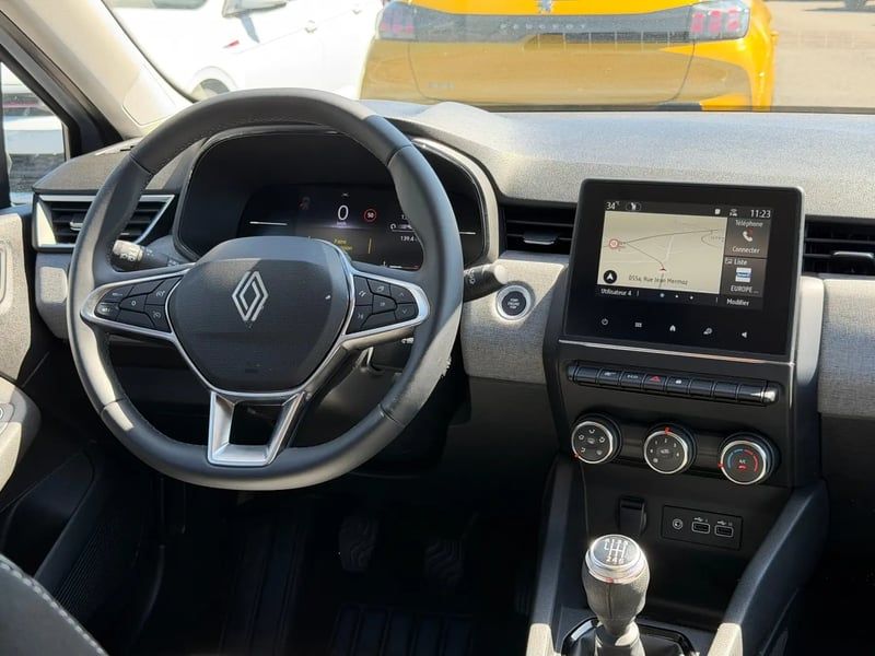 Photo de la voiture RENAULT CLIO V Blue dCi 100 ch GSR2 Evolution