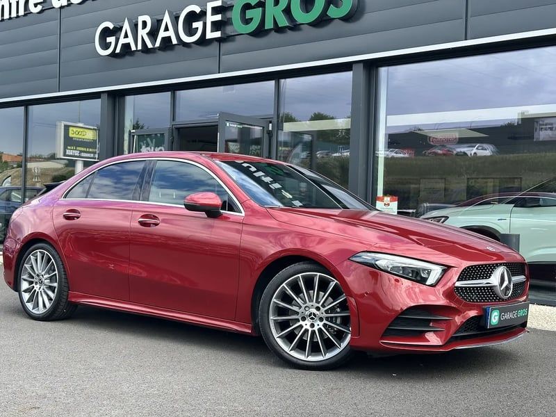 Photo de la voiture MERCEDES CLASSE A BERLINE 200 7G-DCT AMG Line