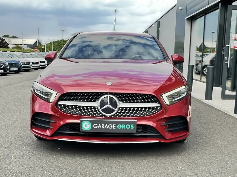 Photo de la voiture MERCEDES CLASSE A BERLINE 200 7G-DCT AMG Line