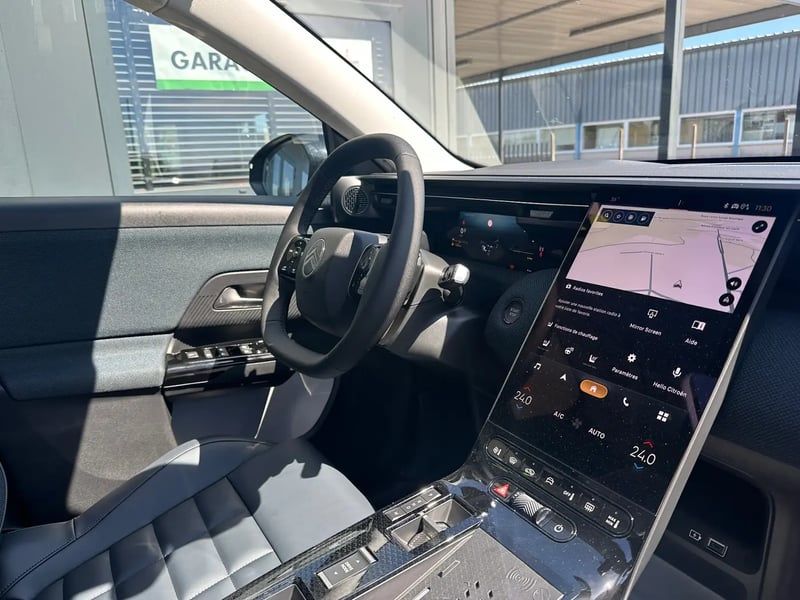 Photo de la voiture CITROEN C5 AIRCROSS HYBRIDE 145 ch e-DCS6 Max