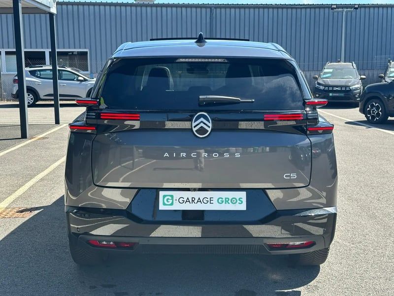 Photo de la voiture CITROEN C5 AIRCROSS HYBRIDE 145 ch e-DCS6 Max