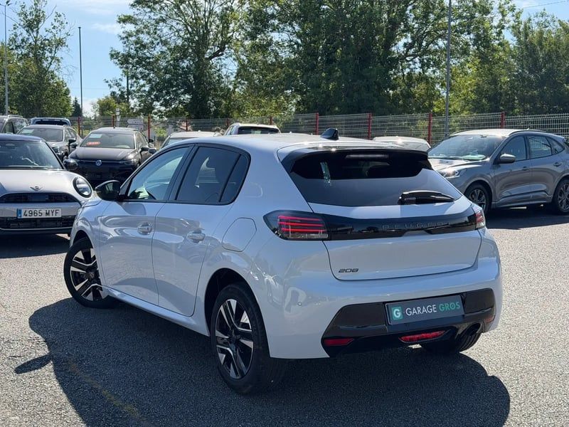 Photo de la voiture PEUGEOT 208 100 S&S BVM6 Allure