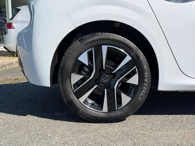 Photo de la voiture PEUGEOT 208 100 S&S BVM6 Allure
