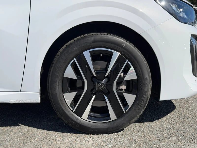 Photo de la voiture PEUGEOT 208 100 S&S BVM6 Allure
