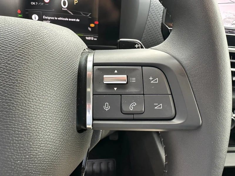 Photo de la voiture CITROEN C4 Hybride 145 ch e-DCS6 Plus