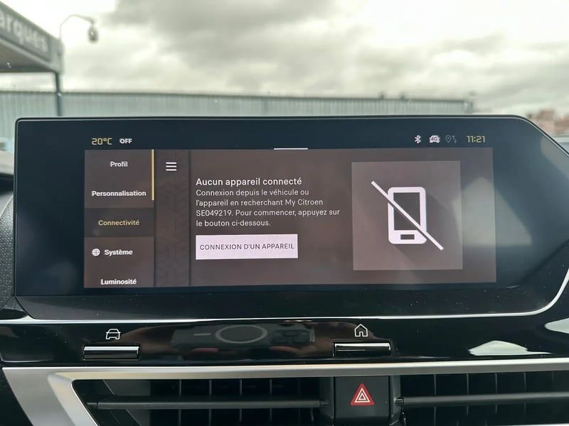 Photo de la voiture CITROEN C4 Hybride 145 ch e-DCS6 Plus