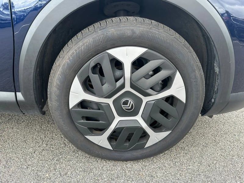 Photo de la voiture CITROEN C4 Hybride 145 ch e-DCS6 Plus