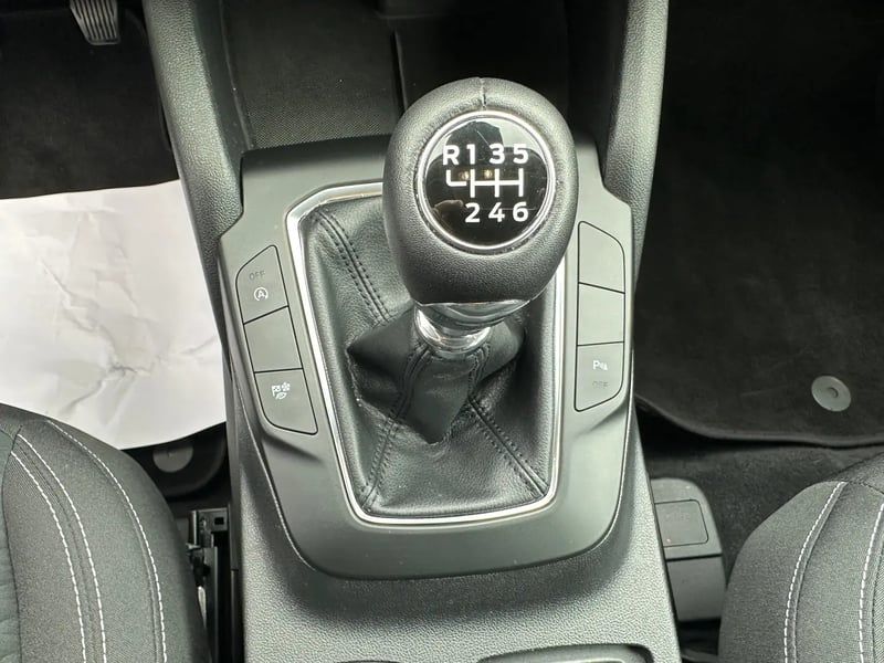 Photo de la voiture FORD KUGA 1.5 EcoBoost 150 BVM6 Titanium