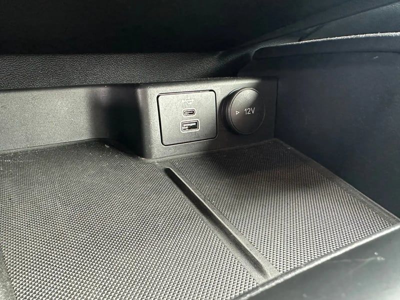 Photo de la voiture FORD KUGA 1.5 EcoBoost 150 BVM6 Titanium