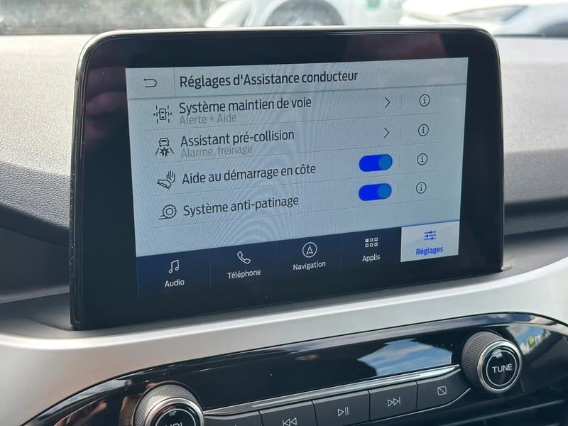 Photo de la voiture FORD KUGA 1.5 EcoBoost 150 BVM6 Titanium