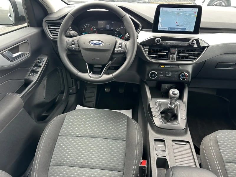 Photo de la voiture FORD KUGA 1.5 EcoBoost 150 BVM6 Titanium