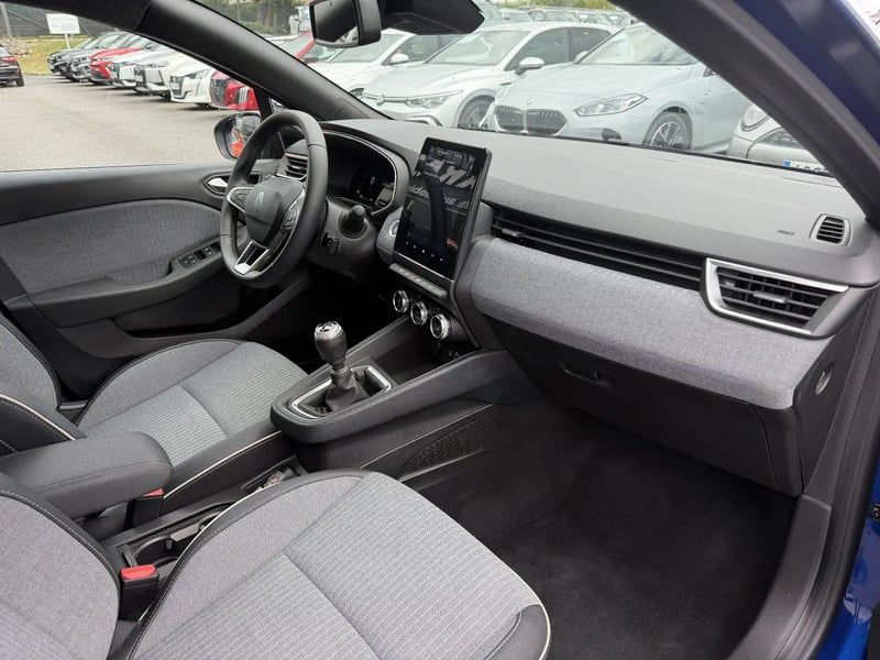 Photo de la voiture RENAULT CLIO V TCe 90 ch GSR2 Techno