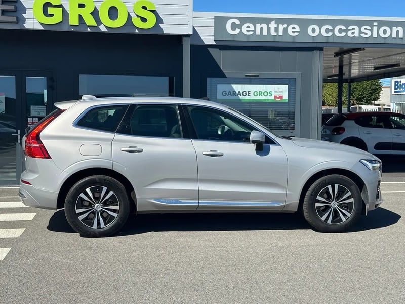 Photo de la voiture VOLVO XC60 T6 AWD Hybride rechargeable 253 ch+145 ch Geartronic 8 Start