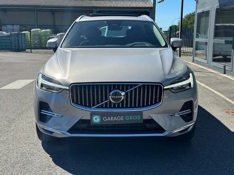Photo de la voiture VOLVO XC60 T6 AWD Hybride rechargeable 253 ch+145 ch Geartronic 8 Start