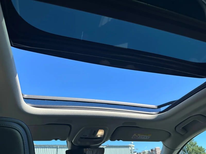 Photo de la voiture VOLVO XC60 T6 AWD Hybride rechargeable 253 ch+145 ch Geartronic 8 Start