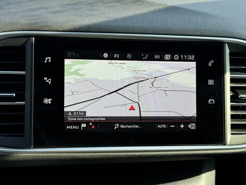 Photo de la voiture PEUGEOT 308 BlueHDi 130ch S&S EAT8 GT