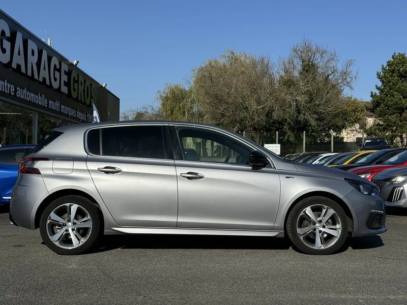Photo de la voiture PEUGEOT 308 BlueHDi 130ch S&S EAT8 GT