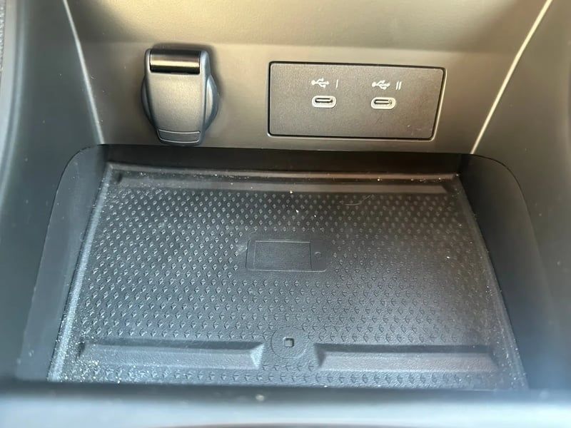 Photo de la voiture RENAULT CAPTUR Eco-G 100 ch Techno