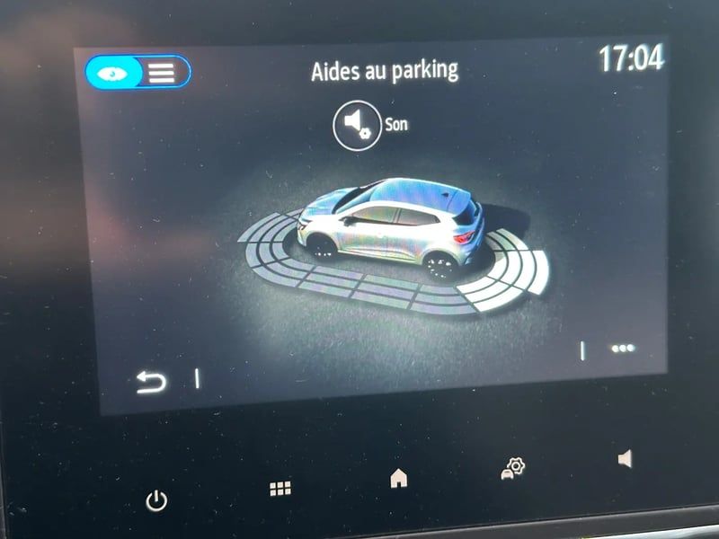 Photo de la voiture RENAULT CLIO V TCe 90 ch GSR2 Evolution