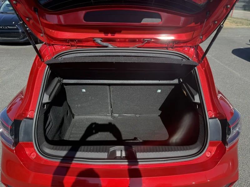 Photo de la voiture RENAULT CLIO V Eco-G 100 ch GSR2 Techno