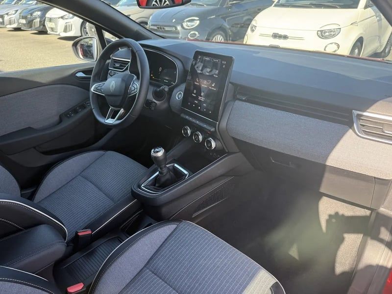 Photo de la voiture RENAULT CLIO V Eco-G 100 ch GSR2 Techno